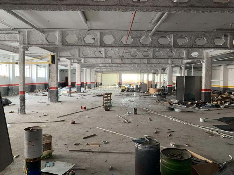 Foto f8510974-88bb-4db5-9f2d-bbc771e40112. Bâtiment à usage industriel dans Petrer