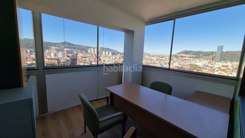 Foto 9a9c0f50-516c-4e30-af7d-a3a148307966. Affitto ufficio in Zabalburu Bilbao