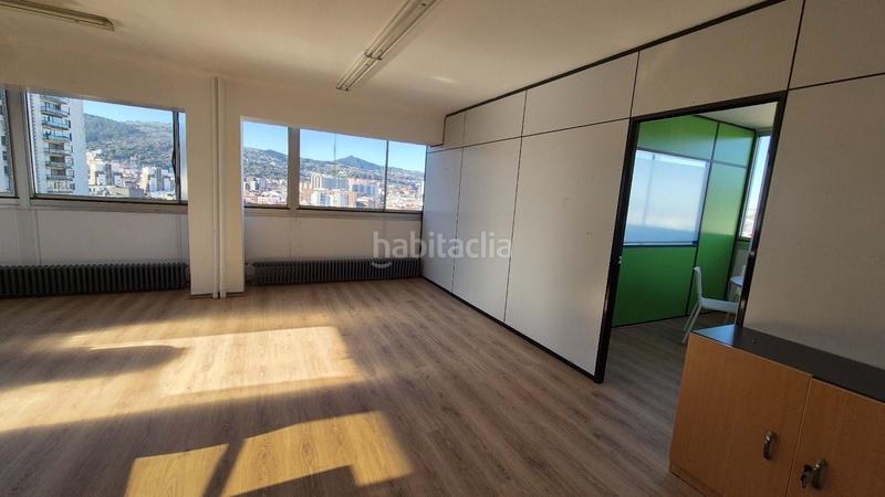 Foto bc7688b6-fc91-4cb4-93f8-15fba5671d7d. Affitto ufficio in Zabalburu Bilbao