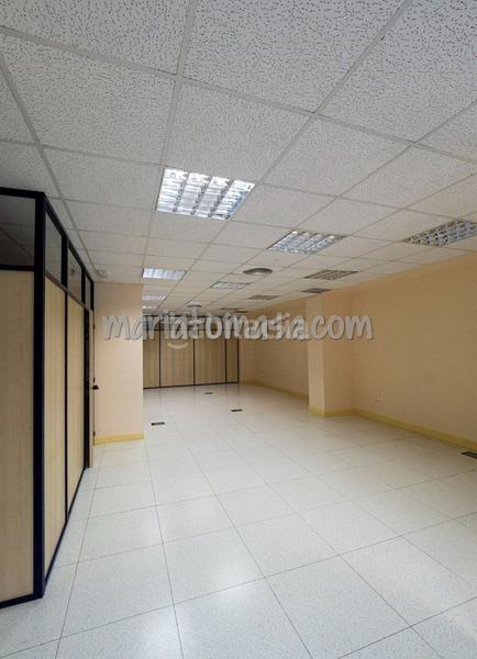 Foto 85a82a39-d4cf-4653-b403-ed5472980ff2. Bureau avec chauffage dans Ibarrekolanda Bilbao