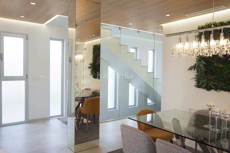 Foto 92d225f8-062e-4e81-bcea-b88251776f73. Chalet with parking pool in Campoamor Orihuela