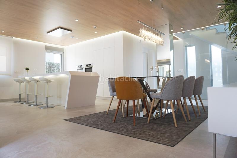 Foto a774cdff-f645-4928-98f8-31460bc685ca. Chalet with parking pool in Campoamor Orihuela