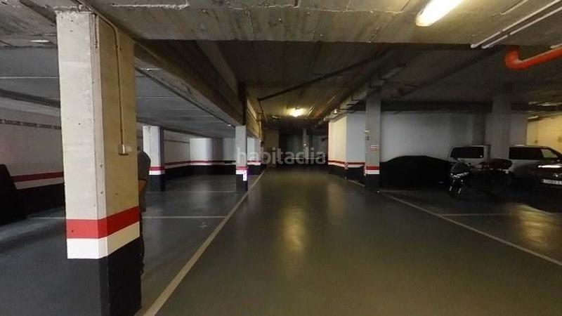 Foto d7f198fd-6050-4f84-ac51-a8f791f819d7. Aparcament cotxe a Erandio