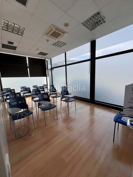 Foto 4e463d68-9e2e-44d5-9d4f-e1576bc04ed6. Affitto locale commerciale in Valle de Trápaga - Trapagaran