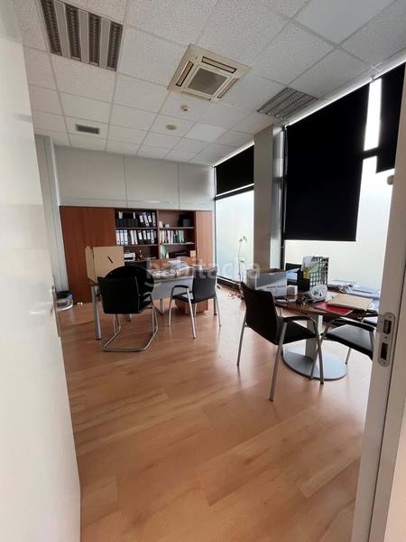 Foto 76468d66-7732-4259-a95a-a3da6893627c. Affitto locale commerciale in Valle de Trápaga - Trapagaran