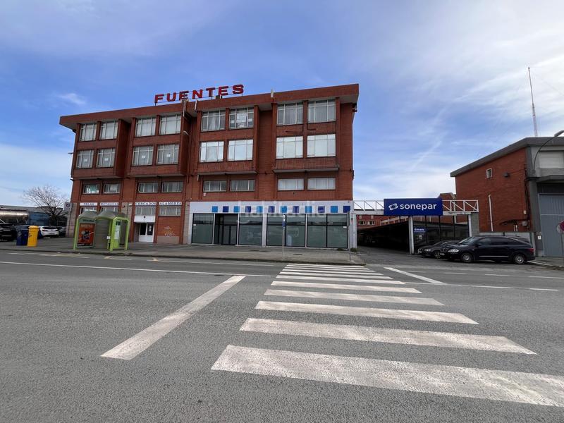 Foto 837a2c37-56ad-44e5-9db6-07622e4f7f02. Affitto locale commerciale in Valle de Trápaga - Trapagaran