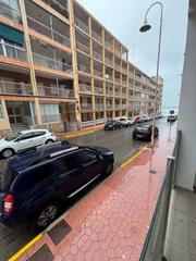Piso  Calle vicente blasco ibañez   es: pl: pt:b  guardamar del segura. No se pierda esta oportunidad a precio rebajado!a metros de la p