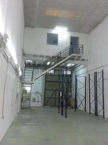 Foto 94500f8a-7f69-4f0d-9180-c915d8e1a2b3. Capannone industriale in Sudeste Industrial Fuenlabrada