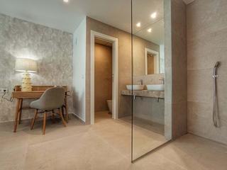 House  Concernant trinidad saura