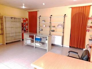 Local commercial à Espronceda