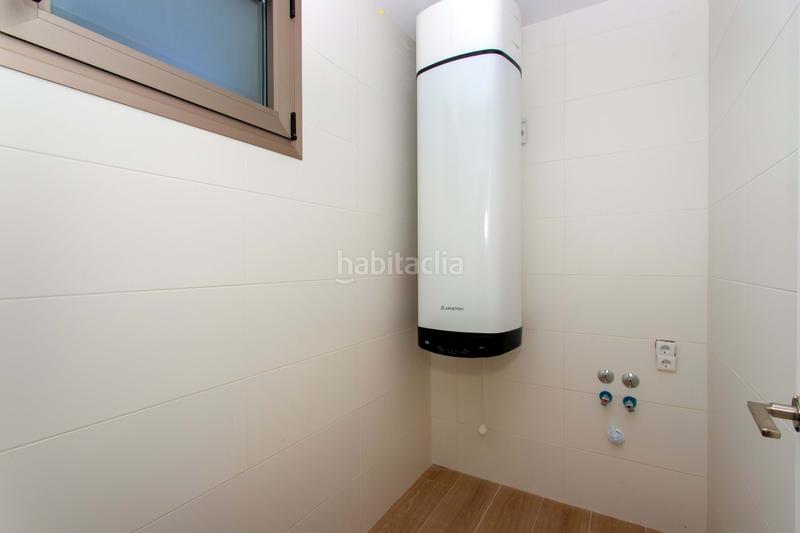 Foto bdf7ce4e-3c8b-4f17-b0ee-61f628bdc204. Appartamento con piscina in Playa Tamarit-Playa Lissa Santa Pola