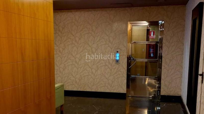 Foto f4280027-269e-4eba-94f8-07811b4dc184. Bureau dans Abandoibarra - Guggenheim Bilbao