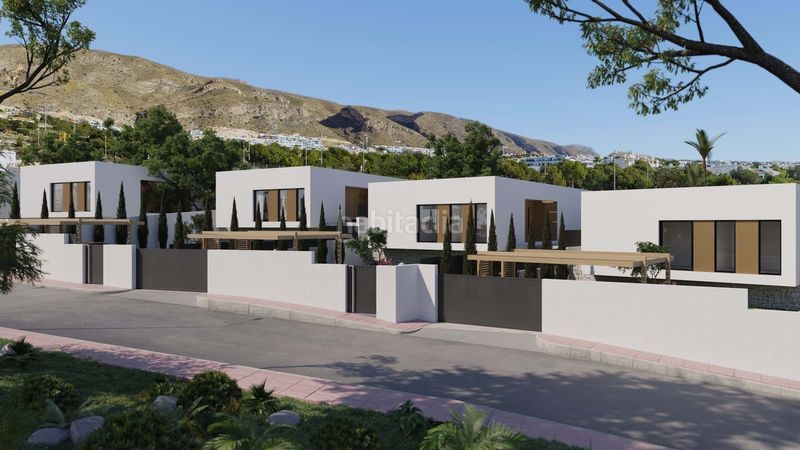 Foto 4d5e7f87-7fd5-45ed-94e8-fb28aa82bec7. Casa amb aparcament a balcón de Finestrat-terra marina Finestrat