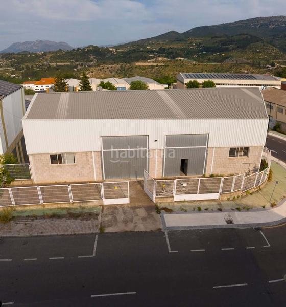 Foto 3a050532-af42-4683-b9c8-a3006360b568. Capannone industriale in Zona Nord Alcoi