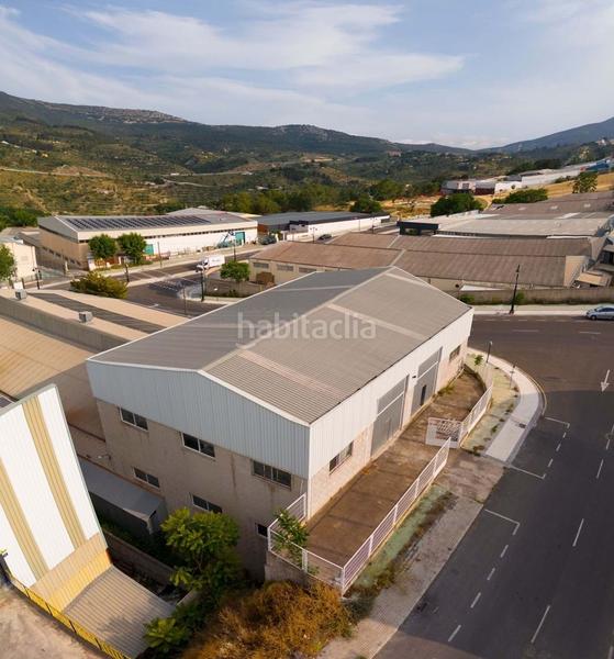 Foto 4a0bc608-f0fc-4095-9620-7839c43d6019. Industrial building in Zona Nord Alcoi