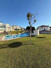 Semi detached house  Urb. lago jardín  m