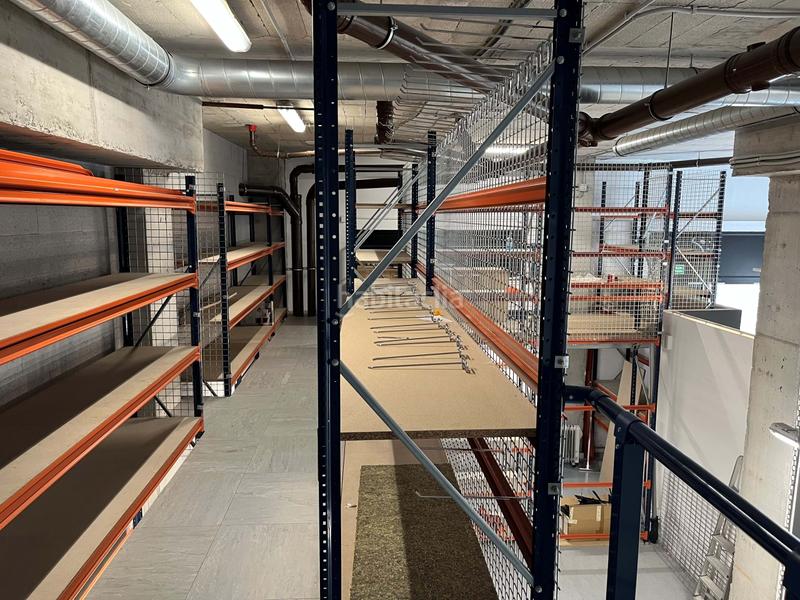 Foto daff3d44-2e5e-4936-b4d3-5ae4788ecab0. Alquiler local comercial en Lamiako-Txopoeta Leioa