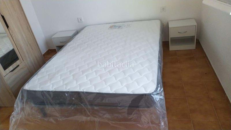 Foto 30a64d9e-9e58-4a65-a527-f4a05ad087c3. Piso características superficie 71 m2 salón comedor cocina equipada 3 habitaciones 1 baño 2 terrazas altura 4 estado excelente equipami en Alicante