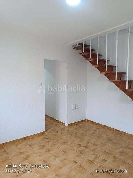 Foto 9c693b76-83c1-4d5b-8276-64bea4e47d4f. Piso características superficie 71 m2 salón comedor cocina equipada 3 habitaciones 1 baño 2 terrazas altura 4 estado excelente equipami en Alicante