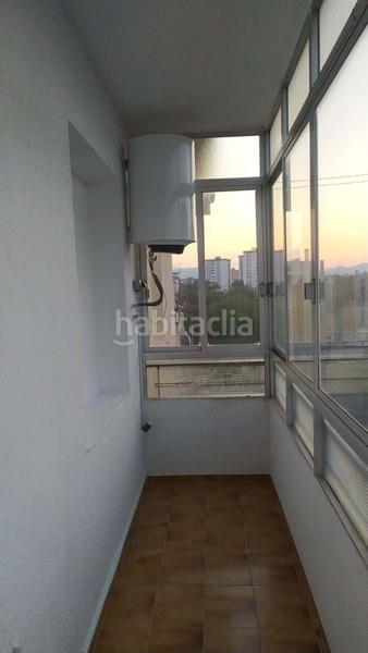 Foto eb3ca2af-0e31-4392-9466-e9e1f30f0be2. Piso características superficie 71 m2 salón comedor cocina equipada 3 habitaciones 1 baño 2 terrazas altura 4 estado excelente equipami en Alicante