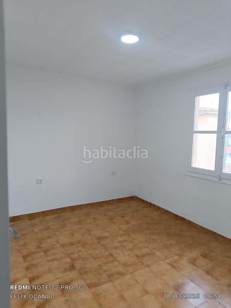 Foto ee9b645f-1bed-4ed0-918f-e657aa51d557. Piso características superficie 71 m2 salón comedor cocina equipada 3 habitaciones 1 baño 2 terrazas altura 4 estado excelente equipami en Alicante