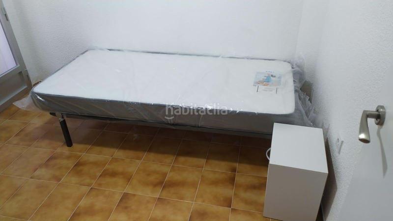 Foto fd6a8092-0251-4fc6-8d9a-49180cfd7adb. Piso características superficie 71 m2 salón comedor cocina equipada 3 habitaciones 1 baño 2 terrazas altura 4 estado excelente equipami en Alicante