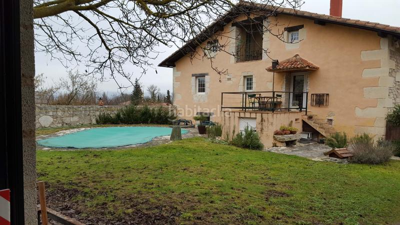 Foto a60e34df-abf7-41f1-ba22-a6232e6efef6. Chalet con riscaldamento parcheggio piscina in Condado de Treviño