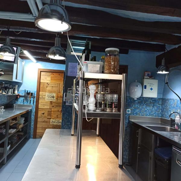 Foto fa93533b-bd14-4bc5-b864-75acb69a7235. Chalet con riscaldamento parcheggio piscina in Condado de Treviño