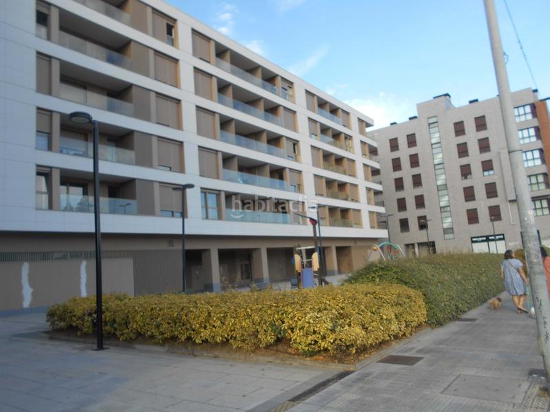 Foto a38c415a-a9be-4f7a-af2e-362c857e06b2. Lloguer local comercial a Lamiako-Txopoeta Leioa