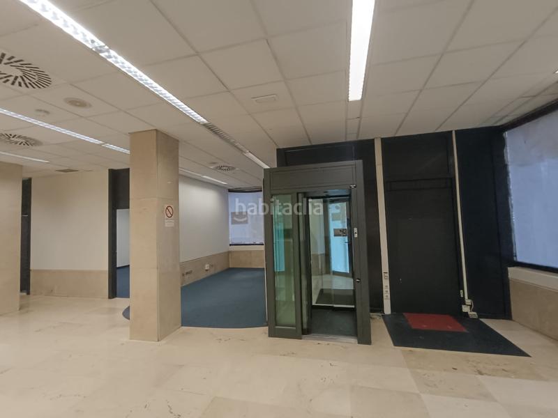 Foto 4be64fa2-45b6-4bba-8ba8-05adac2335fa. Location local commercial dans Iralabarri Bilbao