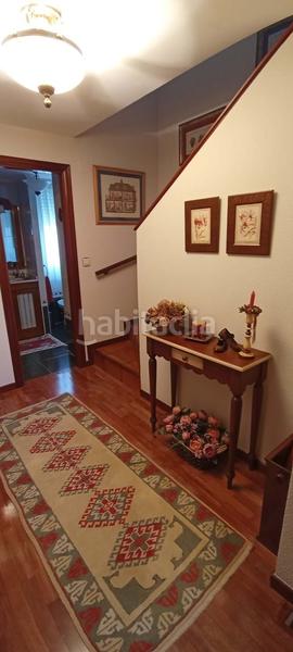 Foto f55d424e-fc91-4780-bd12-14c6636c7057. Chalet mit parking in Bayas - Polígono Miranda de Ebro