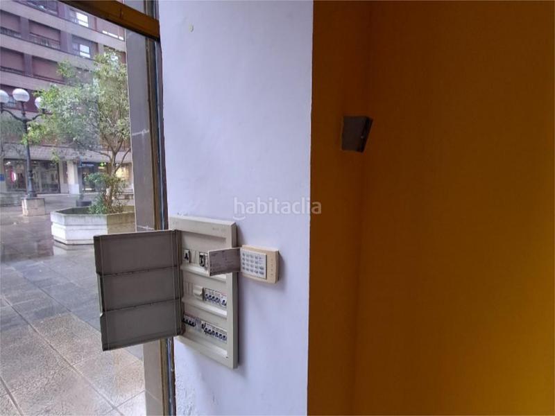 Foto d37160f1-6c73-47a4-a65c-6b603223e3e7. Local comercial a Barrio de Uribarri Bilbao
