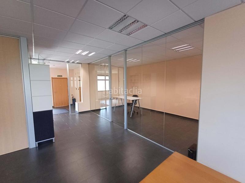 Foto f3c6e9b5-9f8e-4c16-be61-de3e3f6555d1. Business premise in Zamudio