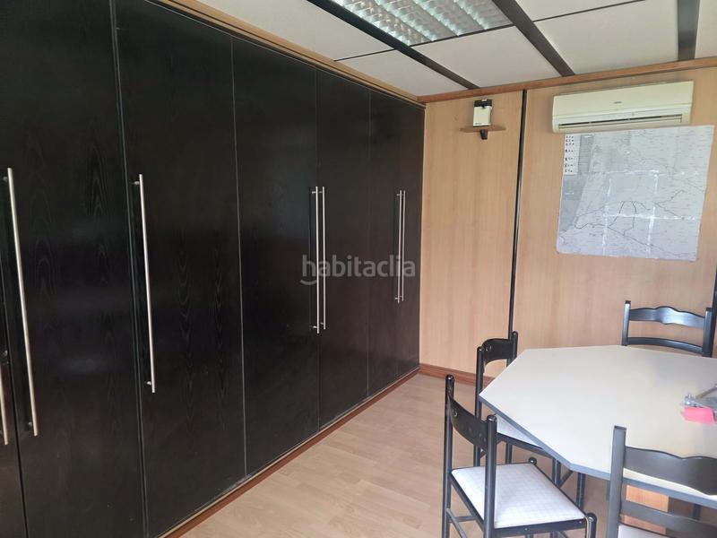 Foto 07c33ac0-2039-44e8-a581-47b14c37e920. Nau industrial a Berantevilla