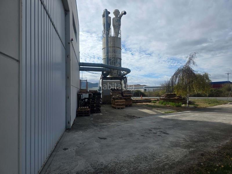 Foto a5f3bf58-116e-491c-8e05-32e76134cf6f. Nau industrial a Berantevilla