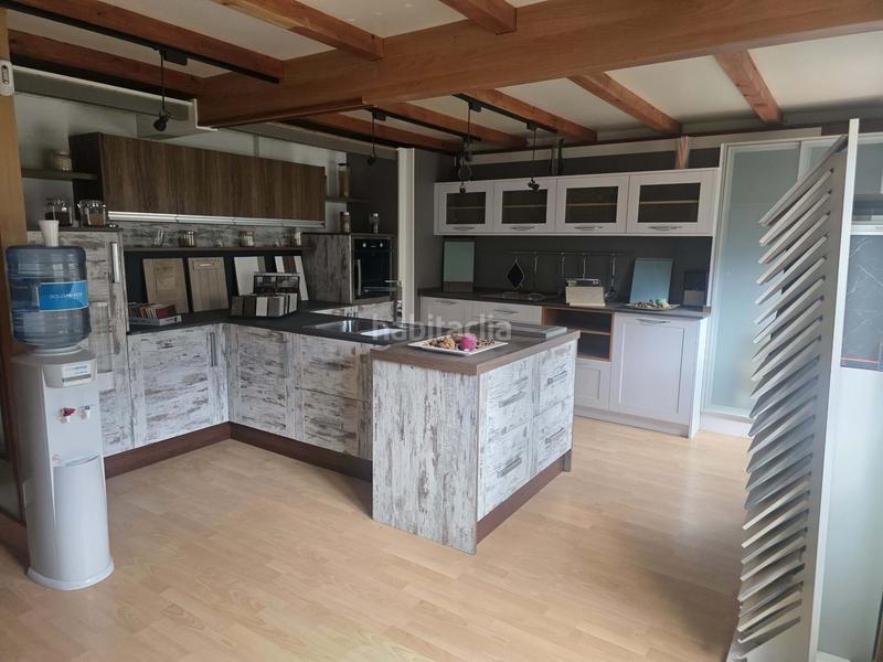 Foto c84dd328-195b-4b97-9795-4446cc6f9b99. Nau industrial a Berantevilla