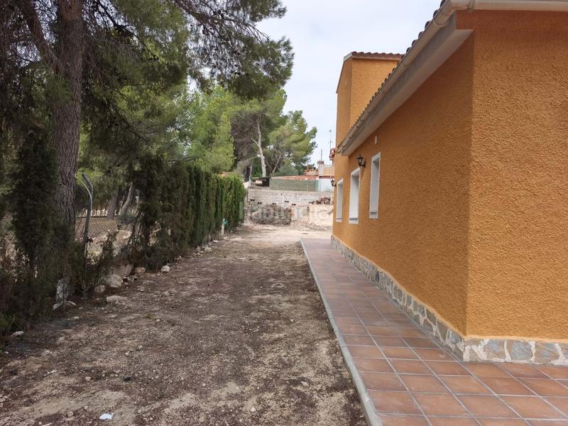 Foto aef4d5cc-4484-42f8-8d90-cfaf6cd98d47. Chalet en Tibi