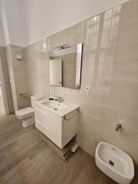 Foto 7dbe2770-7fbc-40ee-942e-6add50c74908. Local comercial en Barrio del Centro Alicante