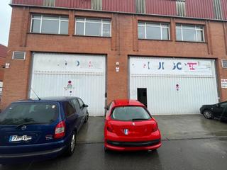 Miete Fabrikhalle  Poligono el junca. Se alquilan dos naves de 130m2 cada una con portón a pie de call