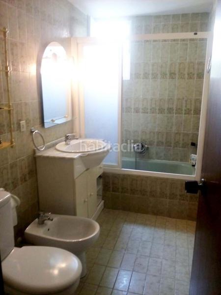 Foto 9084eee7-9db4-4814-8ed7-f928c89087a7. Lloguer pis amb piscina a Playa Muchavista Campello (el)