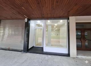 Lloguer Local Comercial  C/ laubide