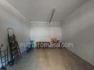Locale commerciale  Araba