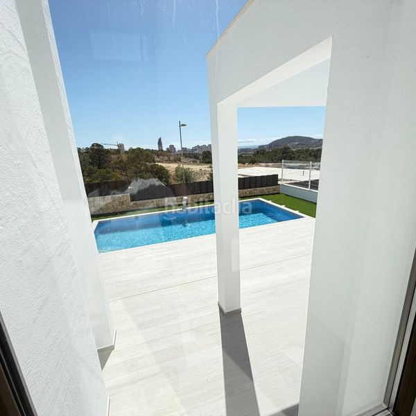 Foto 42dc8c03-c2b7-4e51-98c9-3de91a017424. Casa amb piscina a Alcosser