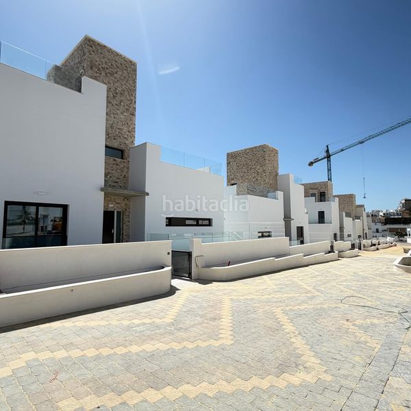 Foto 9c213f81-10aa-4d6a-90b8-54b89210b36a. Casa amb piscina a Alcosser