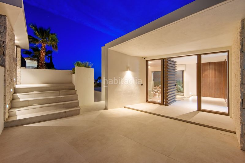 Foto ca7ed802-4253-47d8-bff6-b4c3eb47bb91. Casa amb piscina a Santa María Marbella