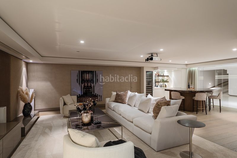 Foto d8659960-fdf5-4ebd-9889-08dffd639d80. Casa amb aparcament piscina a Puente Romano Marbella