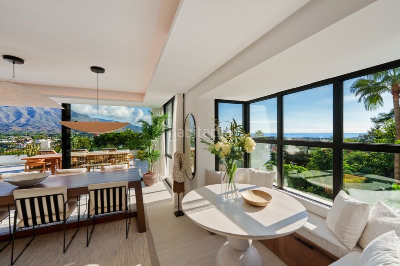 Foto 46d14f22-50a3-4c00-a442-f3997cdb72d6. Casa amb piscina a Las Brisas Marbella