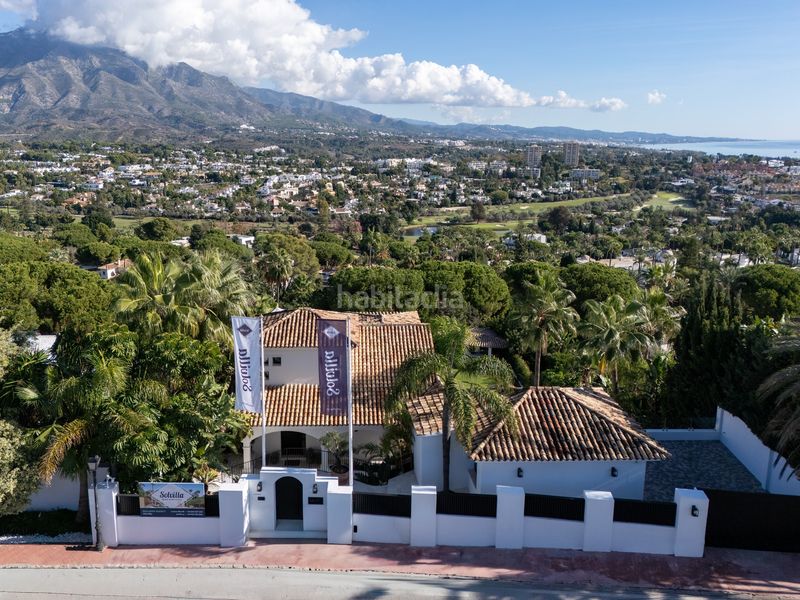 Foto ae7d00f2-4dd4-4ed3-82d0-63eae67f6fd1. Casa amb piscina a Las Brisas Marbella