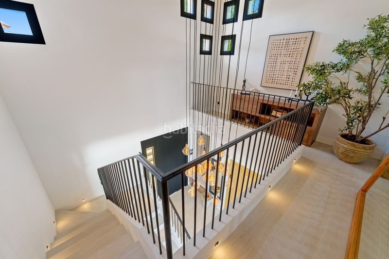 Foto f94302d9-38e5-4031-a1cc-c1b23fdfc195. Casa amb piscina a Las Brisas Marbella