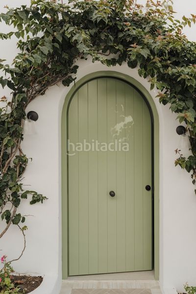 Foto 05a910ab-e0ec-40cd-933f-1e8b33f923f3. Casa amb piscina a Las Lomas de Río Verde Marbella